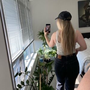 Levi’s Ribcage Straight Ankle Jeans